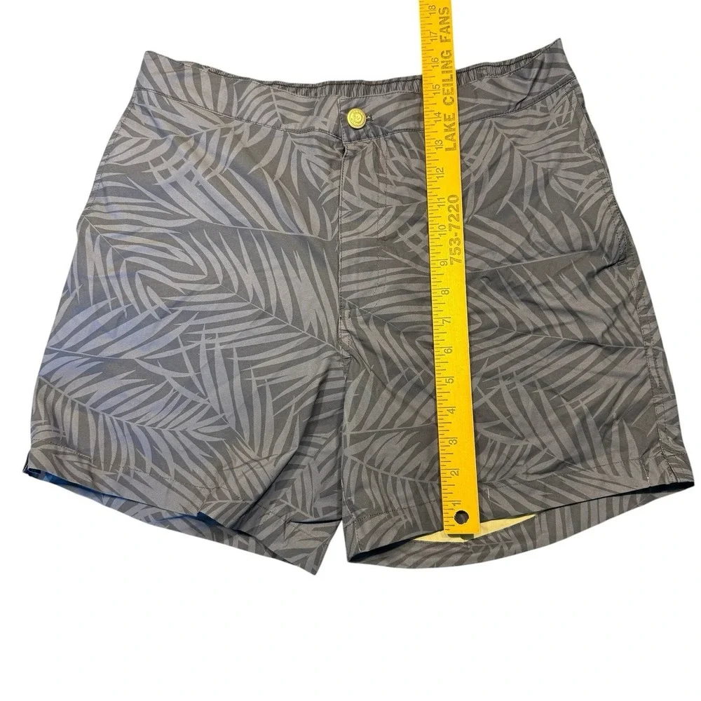 Peter Millar Crown Crafted Men's Navy Swim‎ Suit In Medium With Floral Design
